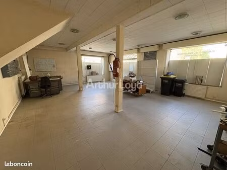 local commercial 139 m²