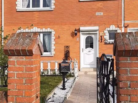 maison mitoyenne de 100m2
