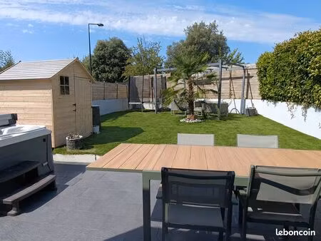 saint-herblain bourg – maison rénovée  suite parentale et jardin