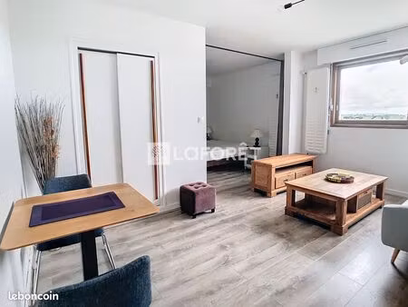 appartement 1 pièce 38 m²