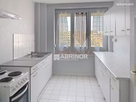 appartement 5 pièces 86 m²
