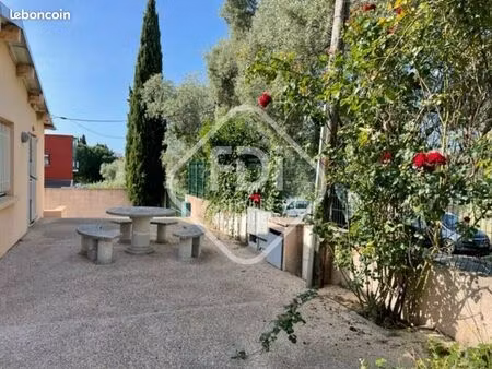 bureaux 70 m² montpellier