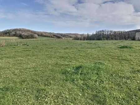 terrain 700 m² chevincourt