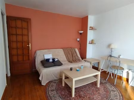 studio 28 m² à reims clairmarais