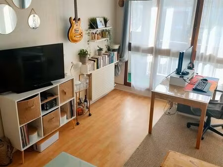 appartement t2 49 m² balcon