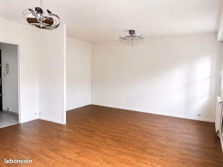 appartement 3 pièces 82 m²