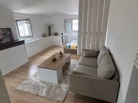 location appartement 1 pièce à bordeaux (33000)  720 €