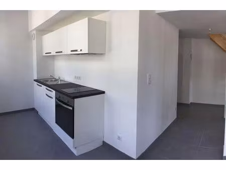 location appartement 2 pièces 52 m² à reims (51100)  770 €