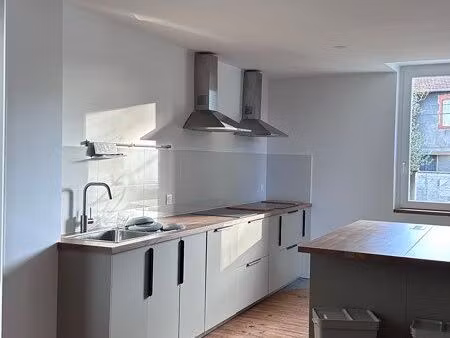 logement meublé + wifi + parking + machine à laver