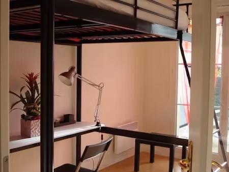 location meublée appartement 1 pièce 29 m² à trappes (78190)  755 €