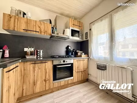 maison 3 pièces 102 m²