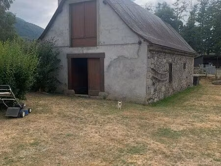 maison  garage et grange sur 1 4 hectares