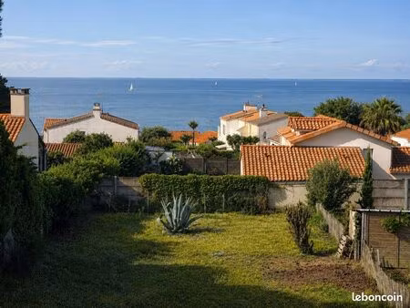 magnifique vue sur mer - très au calme secteur château de la birochère