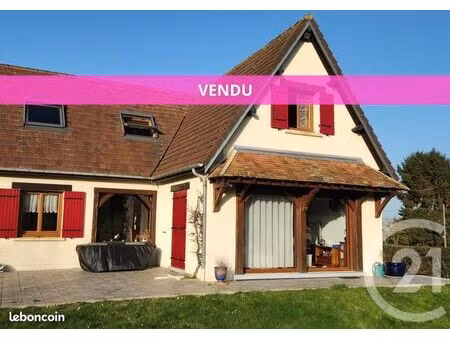 maison 5 pièces 150 m²