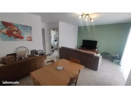 vend appartement de 61m2 dans la commune de cuincy