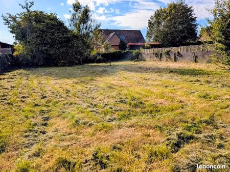 terrain constructible centre village