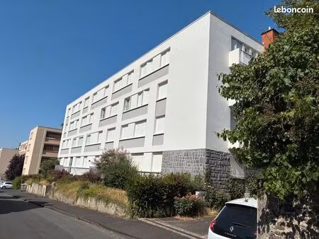 studio 24 59 m² avec ascenseur et loggia – clermont-ferrand  quartier vallière (à 2 pas de