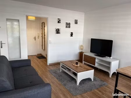 meublé 46m2  garage et chauffage prix inclus