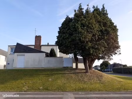 maison f5 cherbourg avec garage et patio sur jardin