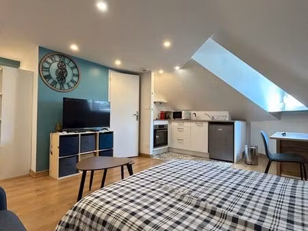 studio proche frontière
