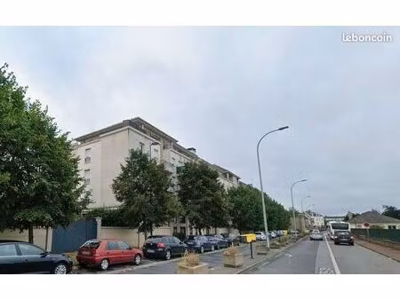 appartement meublé 70 m² à louer – gare sncf – parking privé