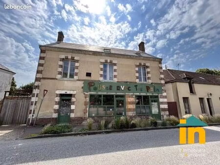 immeuble 6 pièces 200 m²