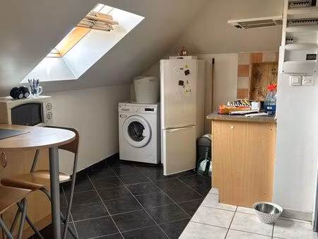 location f2 peroy les gombries