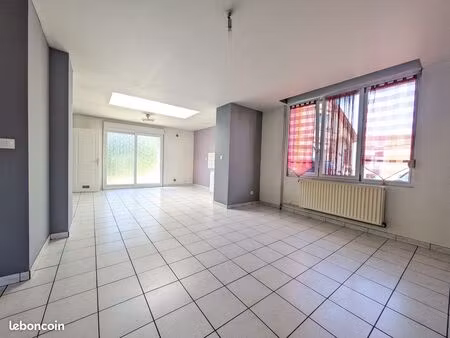 maison 5 pièces 90 m²