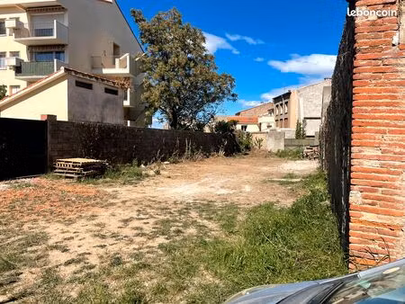 terrain constructible à vendre