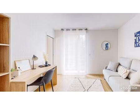 studio 1 pièce 26 m²
