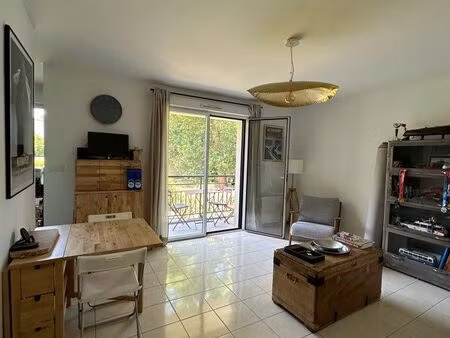 appartement t2 proche facultés