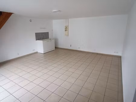 appartement t3 de 57m² libre de suite
