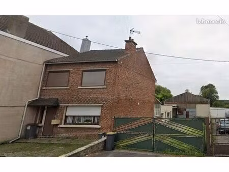 propriété 4 pièces 95 m²