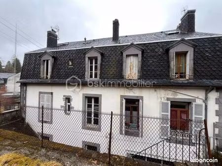 immeuble 22 pièces 360 m²
