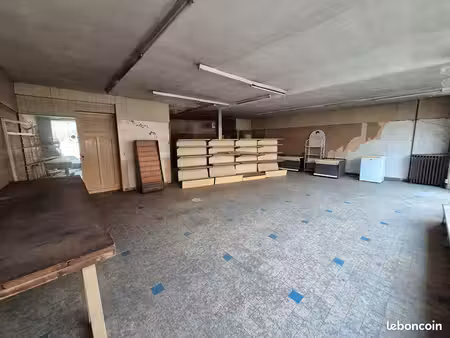 immeuble 7 pièces 325 m²