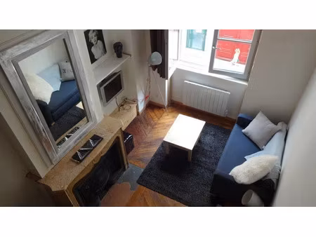 location meublée appartement 2 pièces 28 m² à lyon 2ème (69002)  830 €