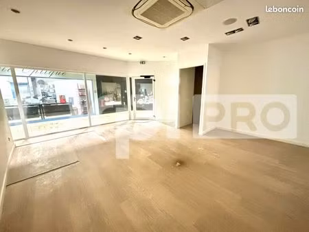 local commercial 48 m²