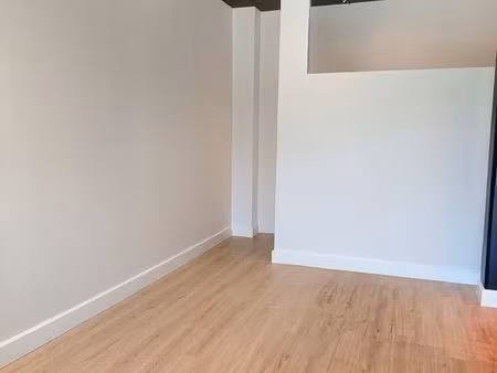 local commercial 70 m² – petit-réderching – disponible 1er septembre