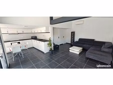 petite maison refaite à neuf