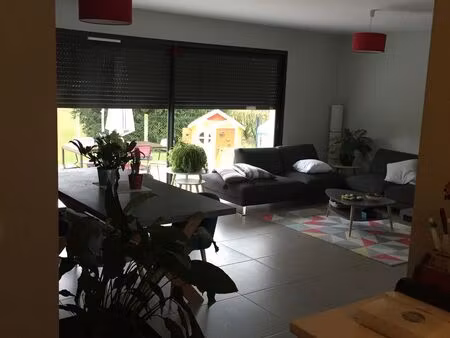 a vendre maison à siros  au calme  avec jardin et garage 134 m²