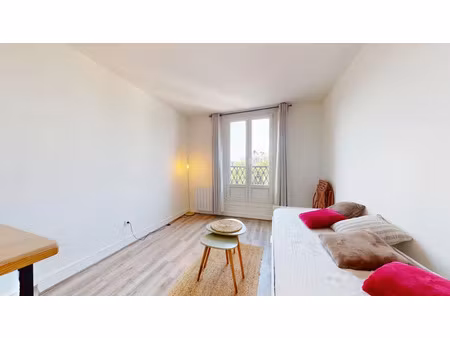 location appartement 1 pièce 18.05 m² à paris 10ème (75010)  870 €