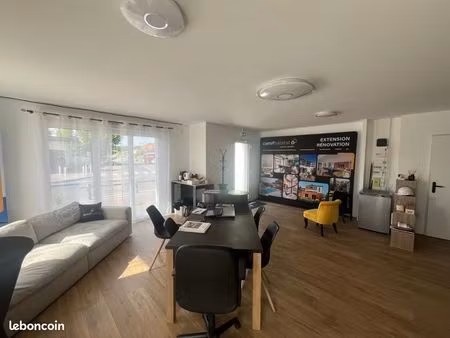 commerce 41 m²