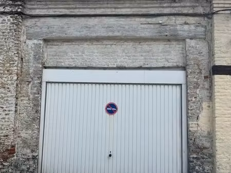 parking 30 m² lillers