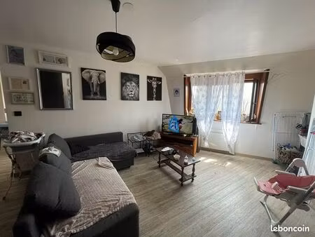immeuble 8 pièces 179 m²