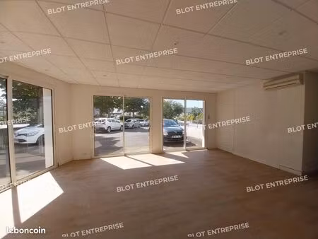 bureaux 50 m²