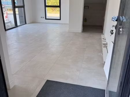 cellule commerciale neuve de 30 m² – professions libérales / bureaux – disponible courant 