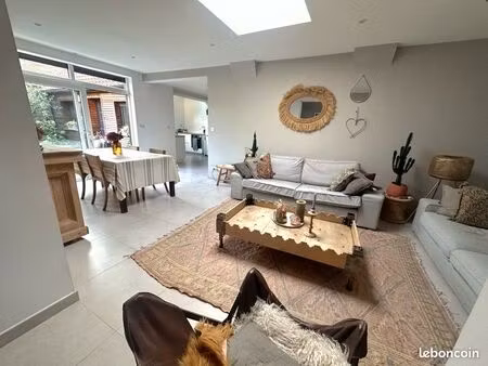 maison de 120 m² entièrement rénovée – vie de plain-pied – centre-ville d’estaires