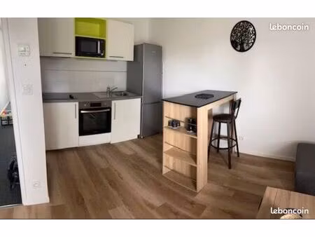 appartement t2 avec balcon et parking