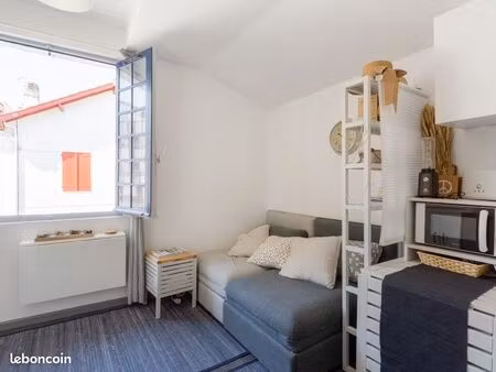 charmant studio 17m²  10min centre et plage à pied