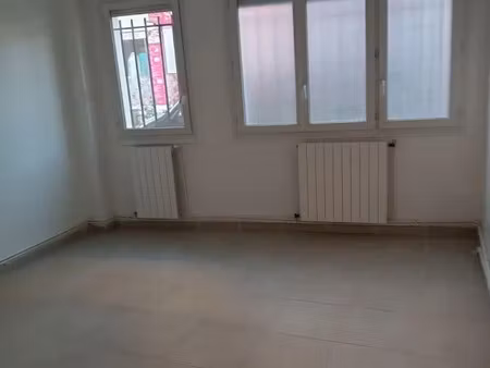location appartement 2 pièces 47 m² à alfortville (94140)  990 €